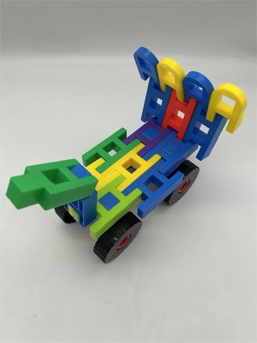 Конструктор пластмассовый 5011