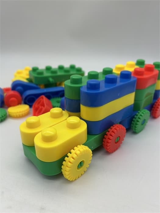 Конструктор пластмассовый 5083